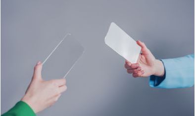 Folie hidrogel sau sticlă securizată – care protecție de ecran se potrivește mai bine?