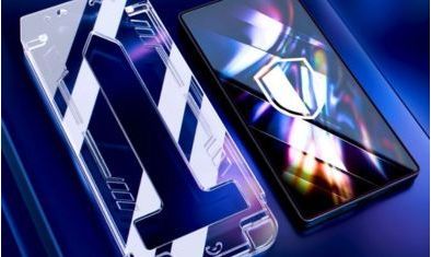 iPhone 17 a sosit: Cum îi oferă 3mk protecție?