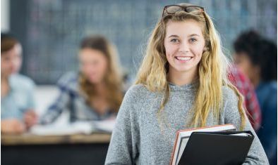 Ce cadou până la 100 lei? 5 idei pentru începutul anului universitar