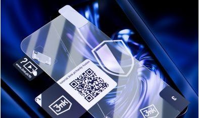 Ce folie de protecție pentru telefon să alegi – sticlă securizată sau hibridă?