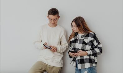 Comparație telefoane Xiaomi 15 vs Xiaomi 14. Care este mai bun?